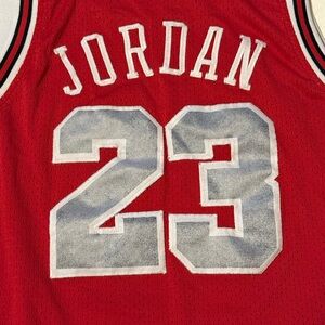Jordan Chicago Bulls Nike Red Kids XL Basketball Jersey